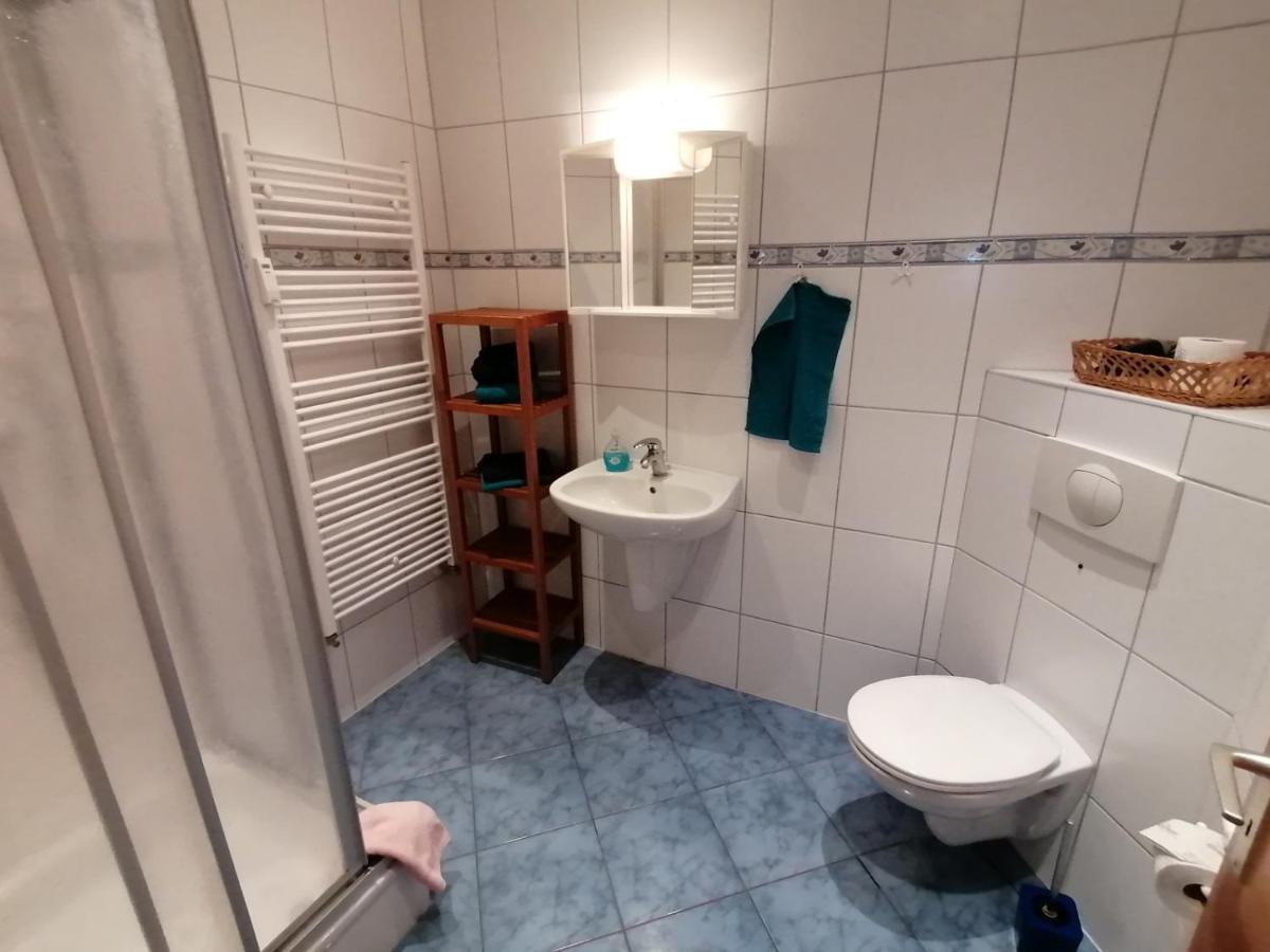 Korner 1 Mit Terrasse & Parkplatz - Abc27 By Abcwismar Apartment Bagian luar foto